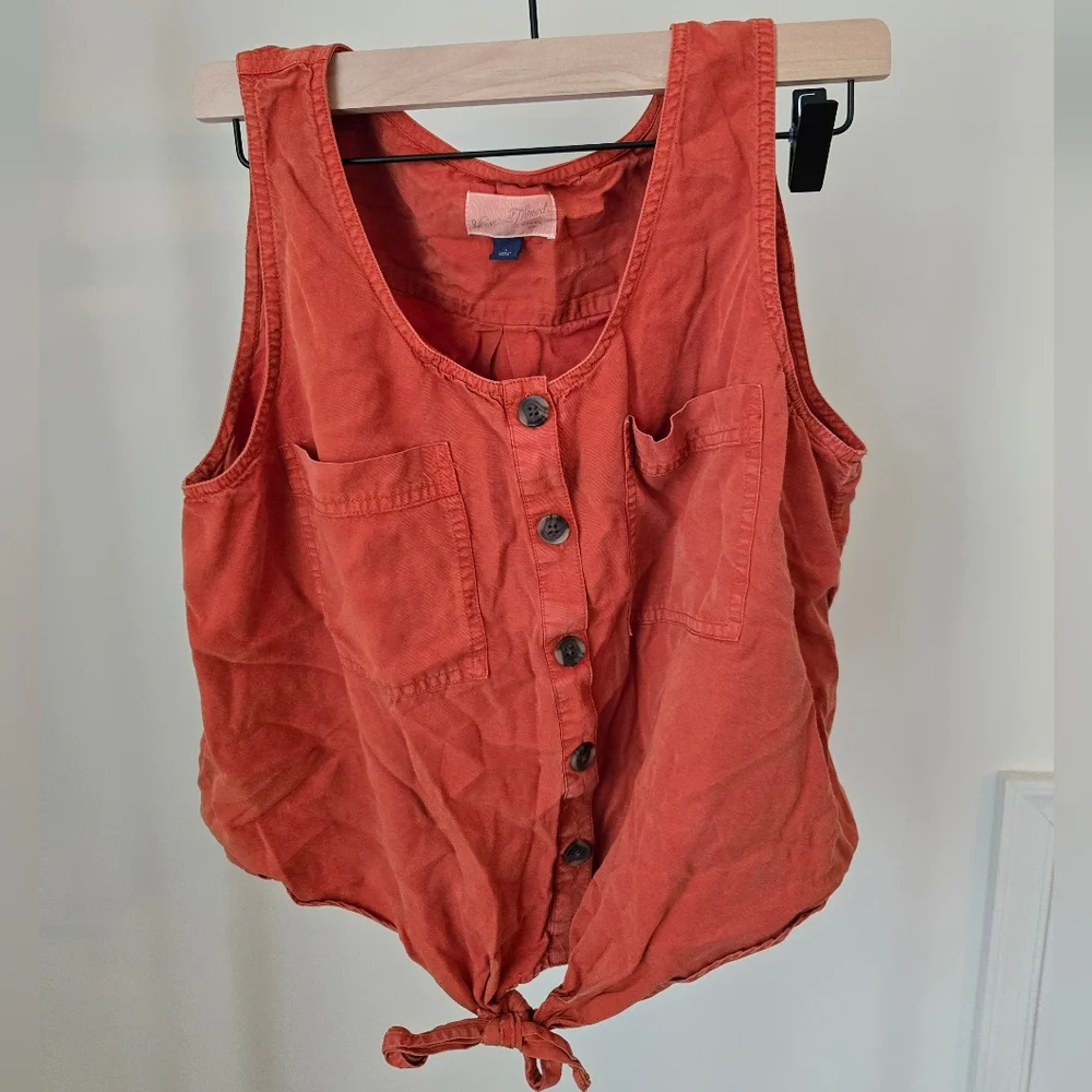 Universal Thread Rust Button-Front Tank Top - Picture 1 of 3